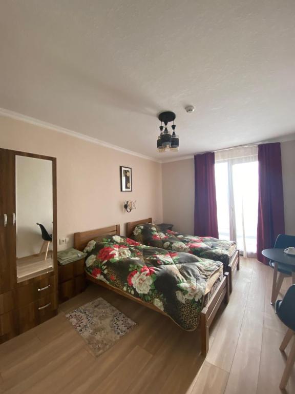 Nanos Goodaura room 4